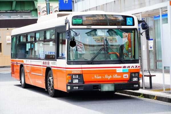 路線バス(画像:写真AC)