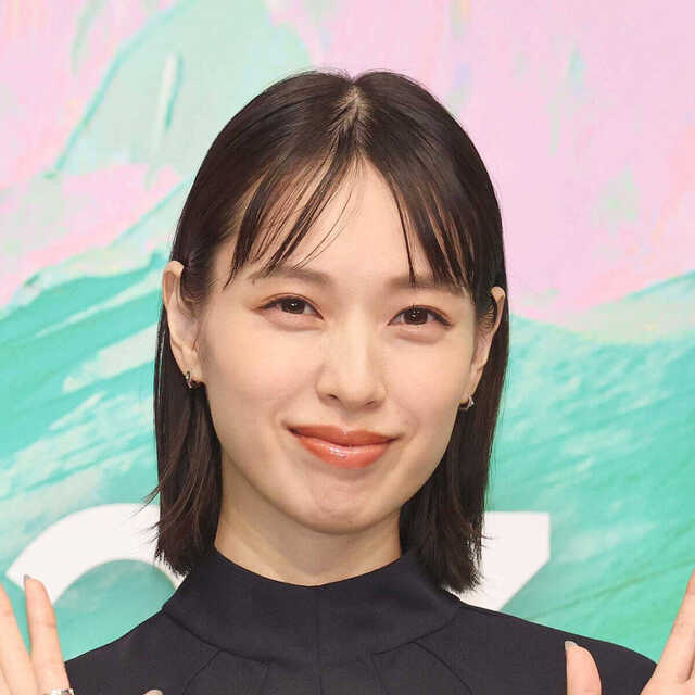 戸田恵梨香