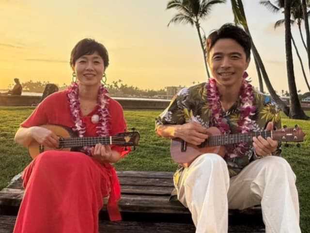 20th Centuryの井ノ原快彦さんは4月24日、自身のInstagramを更新。フリーアナウンサーの有働由美子さんとのツーショットを公開し、反響を呼んでいます。（サムネイル画像出典：井ノ原快彦さん公式Instagramより）