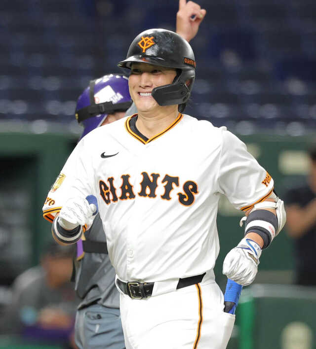 巨人・小林誠司「ヤマハの選手を参考にして」大活躍 シーズン