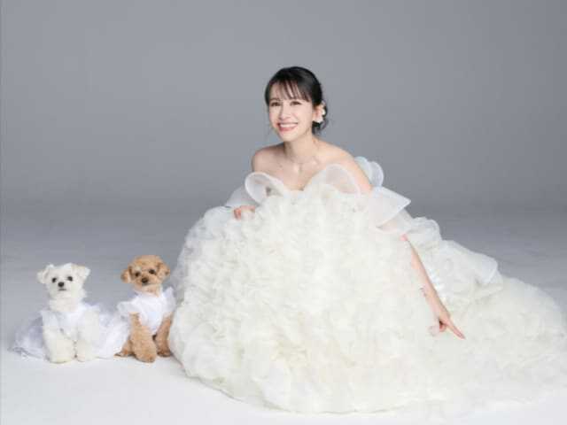 Perfumeのあ～ちゃんは6月4日、自身のInstagramを更新。ウエディングドレス姿を公開しました。（サムネイル画像出典：あ～ちゃん公式Instagramより）