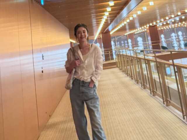俳優の高岡早紀さんは5月19日、自身のInstagramを更新。圧巻のスタイルが際立つ私服ショットを披露し、反響を呼んでいます。（サムネイル画像出典：高岡早紀さん公式Instagramより）