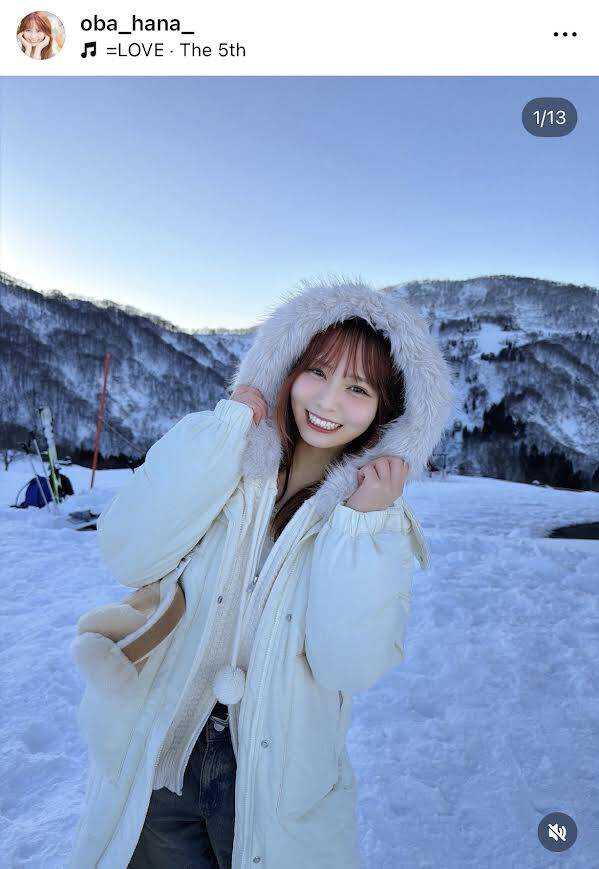 ＝LOVE 大場花菜　生写真　直筆　冬ツ白ニット衣装　ヨリ　コメあり 初夏にふわもこ？！イコラブ・大場花菜、突然の「雪の妖精さん」姿公開