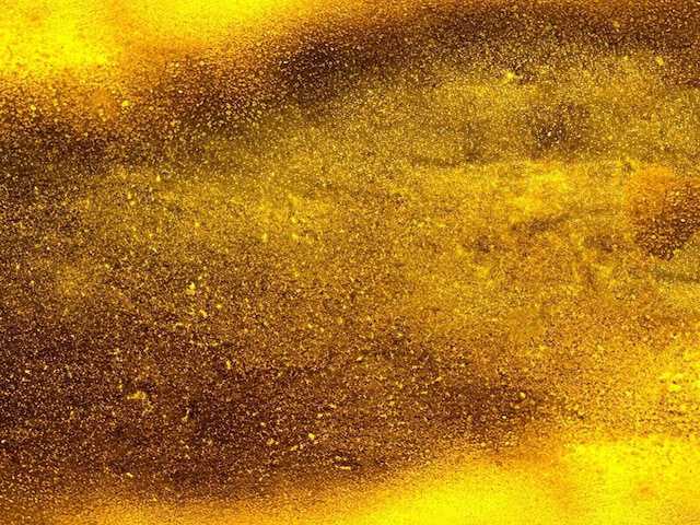 毎週金曜日更新、読むだけで金運が上がっていく開運コラムをお届けします。2026年3月第4週は、金運アップの雑学を取り上げます。古くからのゲン担ぎには、収入アップのヒントがいっぱいです。※画像：PIXTA