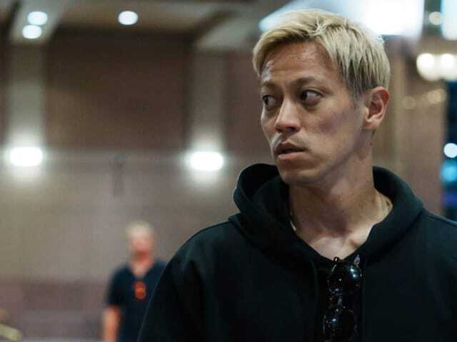 サッカー元日本代表の本田圭佑さんは6月13日、自身のInstagramを更新。サッカーW杯日本代表初戦の地、ダラスにいることを報告し、反響を呼んでいます。(サムネイル画像出典:本田圭佑さん公式Instagramより)