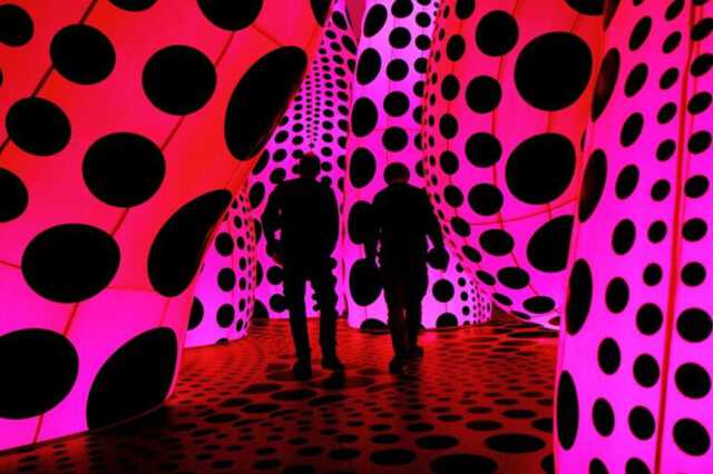 1024px-PikiWiki_Israel_84661_yayoi_kusama_exhibition