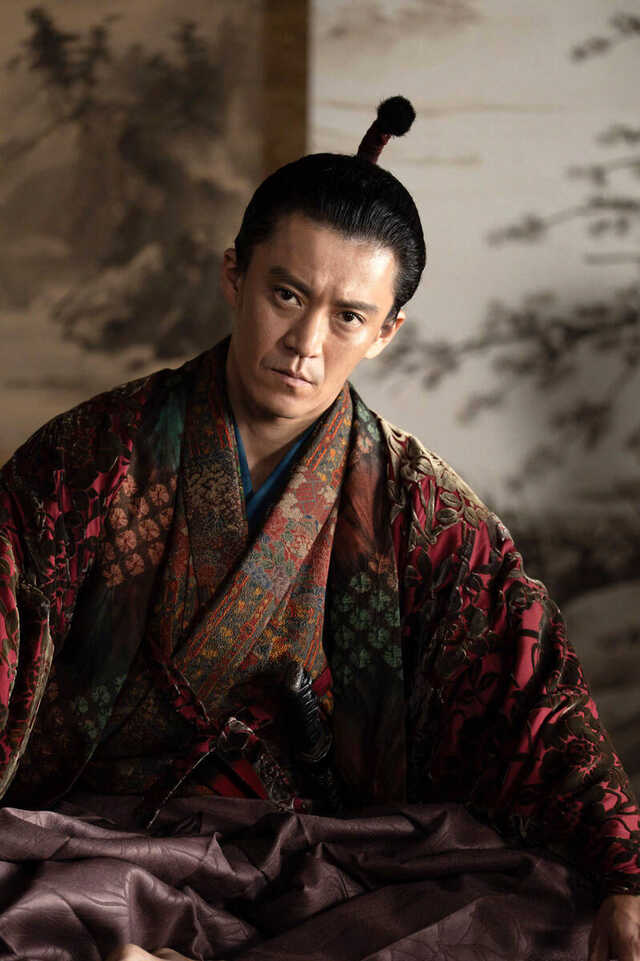 大河出演の小栗旬 竹中直人と「秀吉」以来、約30年ぶりの共演「信長