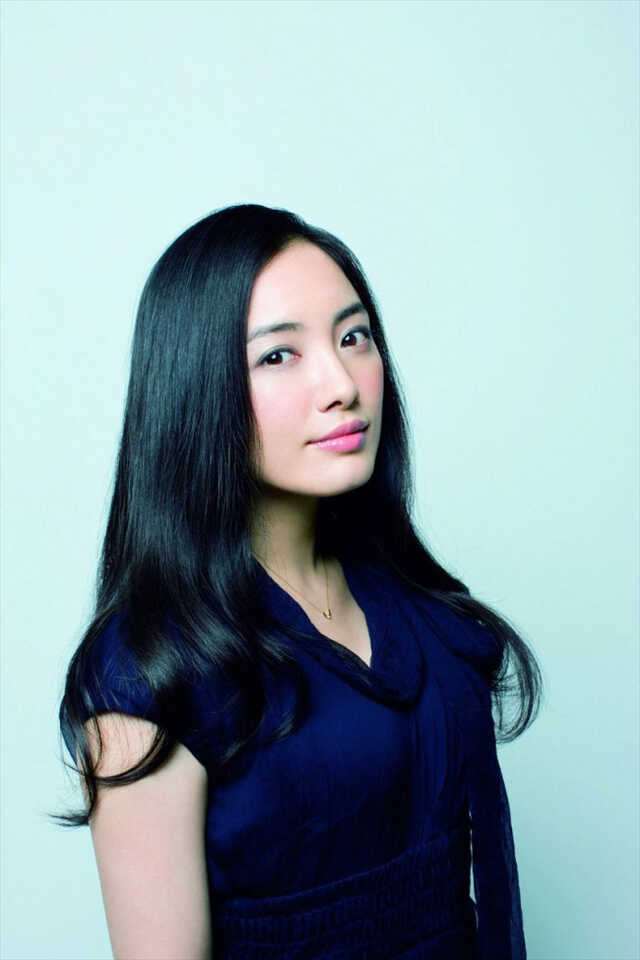 連続テレビ小説『風、薫る』に出演する仲間由紀恵