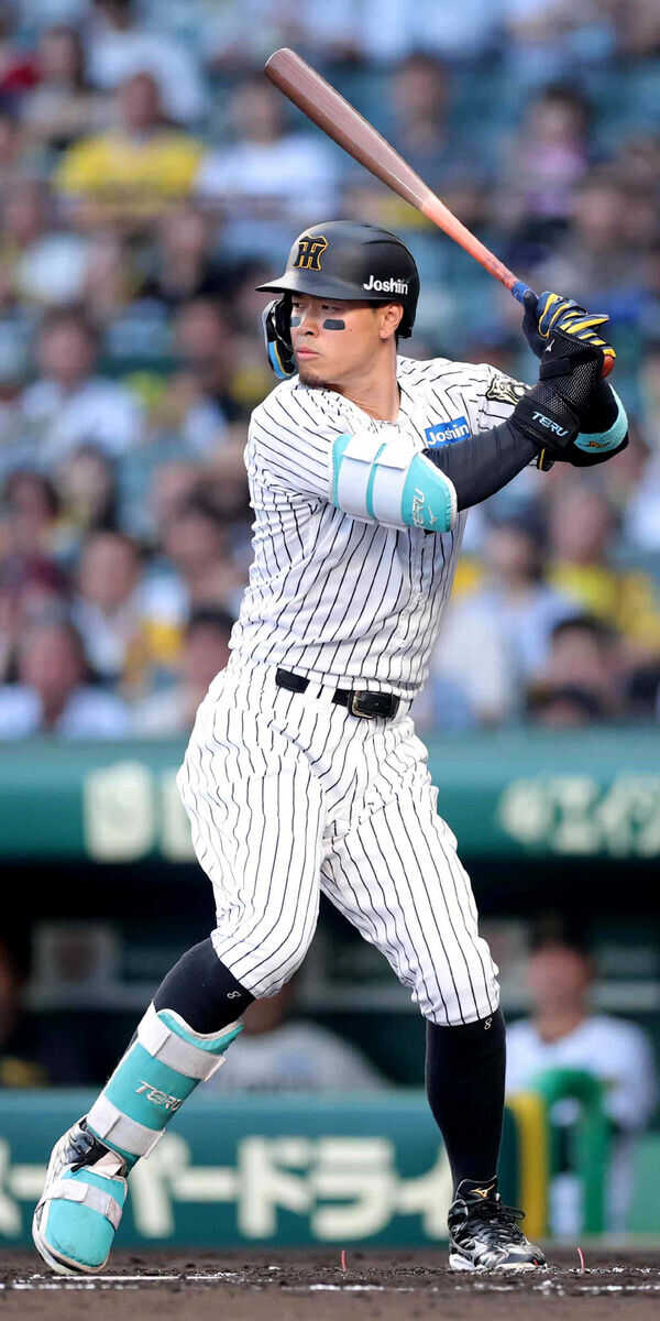 阪神】佐藤輝明が明かす両リーグ断トツ19本塁打の要因「右足を