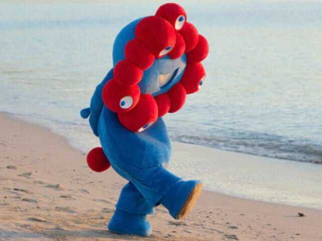 兵庫県姫路市のご当地アイドルグループ・KRD8の宮脇舞依さんは4月22日、自身のXを更新。衝撃的なコスプレ姿を公開しました。（サムネイル画像出典：宮脇舞依さん公式Xより）