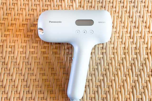さすが6万円のドライヤー。すぐ乾くし髪もしっかりケアしてくれる - UQ