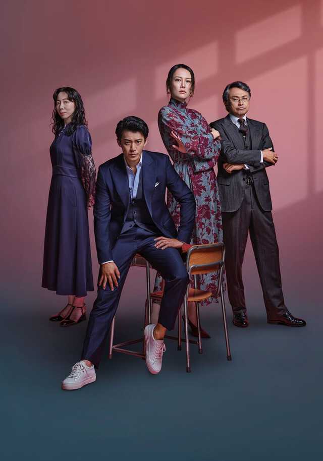 三谷幸喜氏の新作舞台に出演する（左から）平岩紙、小栗旬、菊地凛子、相島一之
