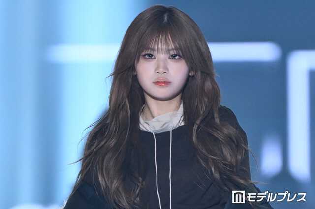 ME:I・RINON（村上璃杏）、ゆるウェーブ×クールな眼差しで観客魅了