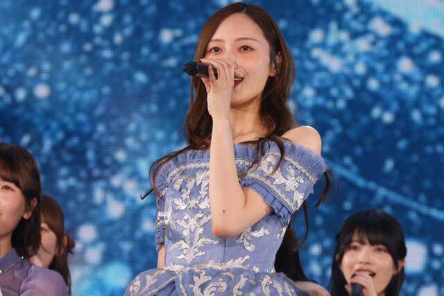 梅澤美波(C)乃木坂46LLC
