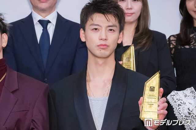 「モデルプレスベストドラマアワード」主演俳優部門1位を受賞した竹内涼真(C)モデルプレス