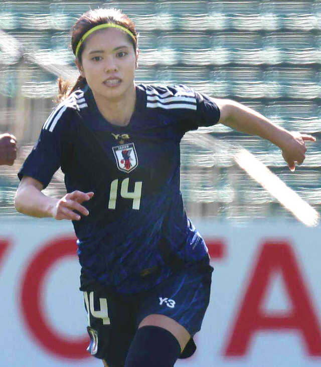 なでしこ・長谷川唯