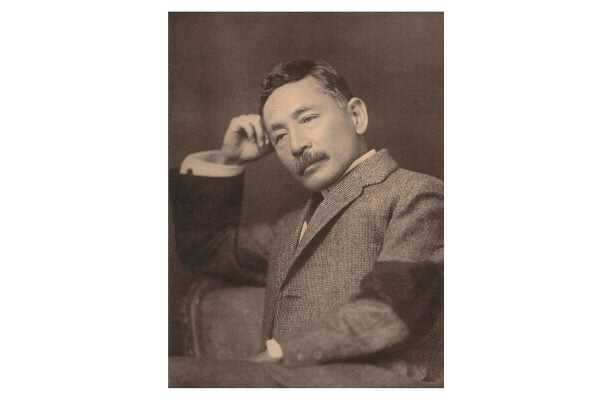 夏目漱石。