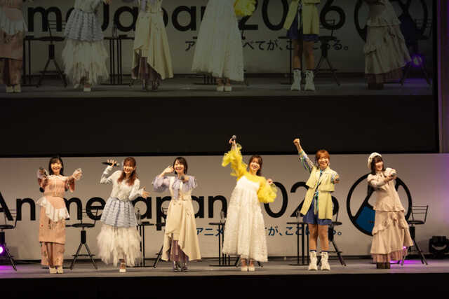 『劇場版 ご注文はうさぎですか？』Rabbit House Talk Party ＠ AJ2026に出席した（左から）佐倉綾音、水瀬いのり、種田梨沙、内田真礼、徳井青空、村川梨衣