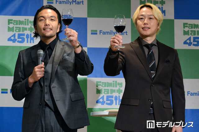 盛山晋太郎、リリー（C）モデルプレス