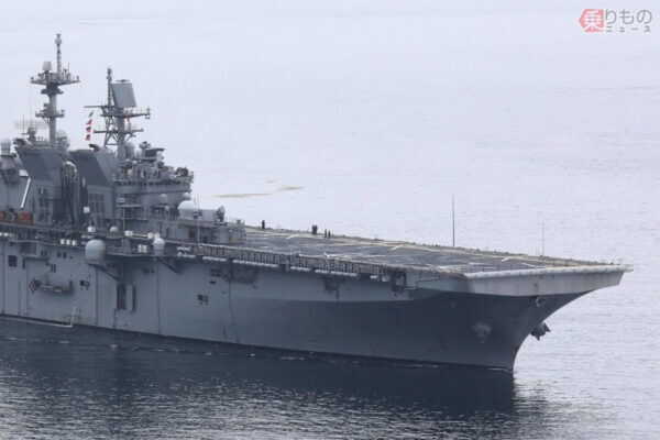 中国に対するけん制か？ 長崎県に米軍最新の強襲揚陸艦が到着