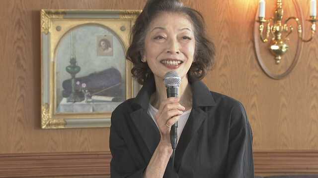 麻実れいさん