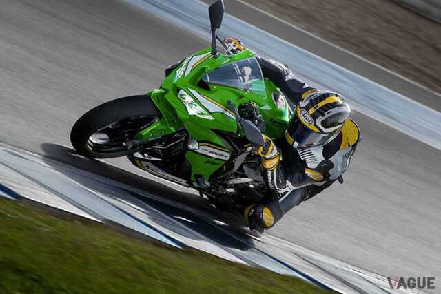 カワサキ「ニンジャZX-25RR」