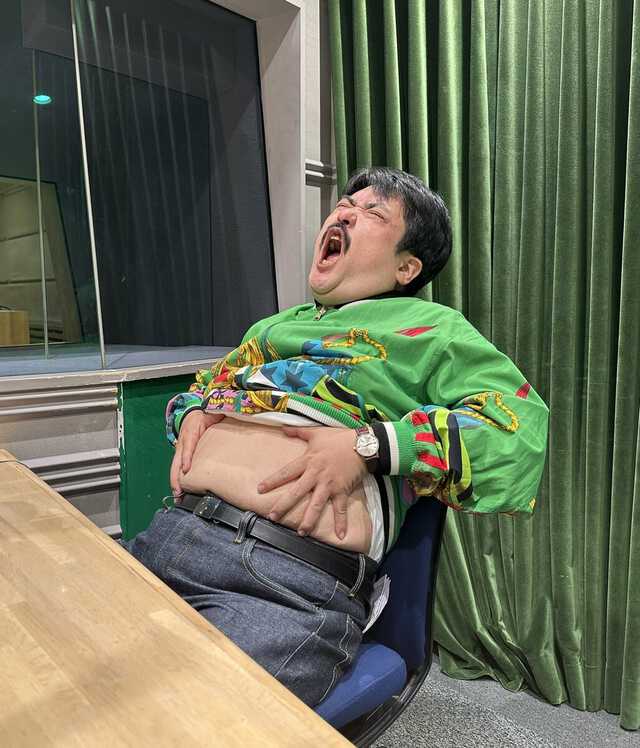 鈴木もぐらさん（空気階段）　TBSラジオ「空気気団の踊り場」公式Xアカウントより