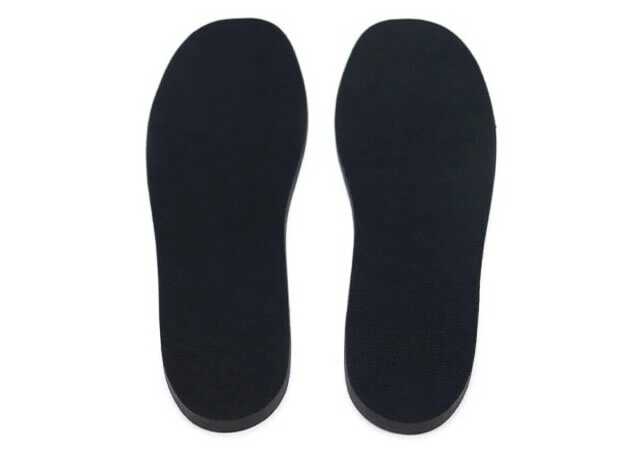 ダイソー　ヒールアップインソール