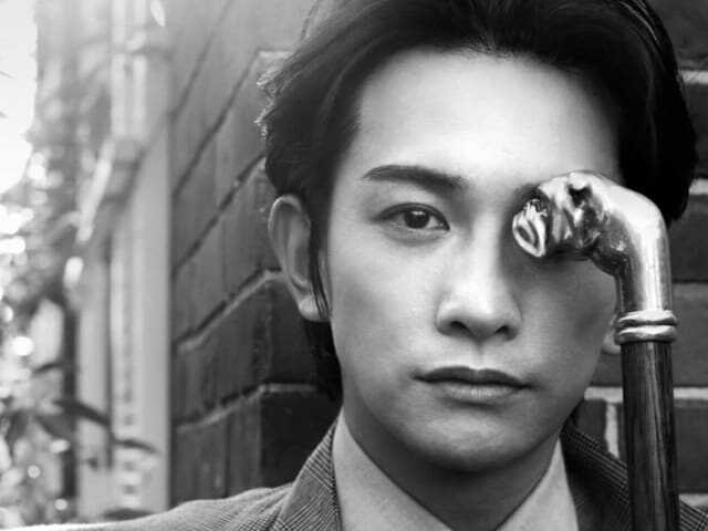 俳優の町田啓太さんは3月24日、自身のInstagramを更新。イケメンなスーツ姿を公開し、反響を呼んでいます。（サムネイル画像出典：町田啓太さん公式Instagramより）