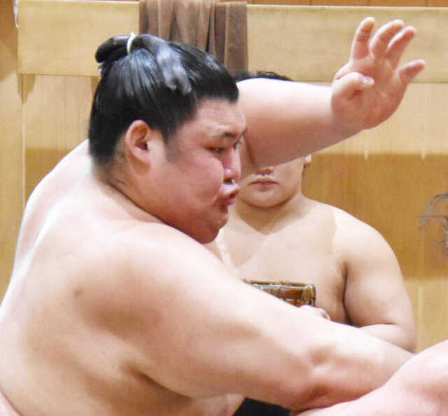 大の里
