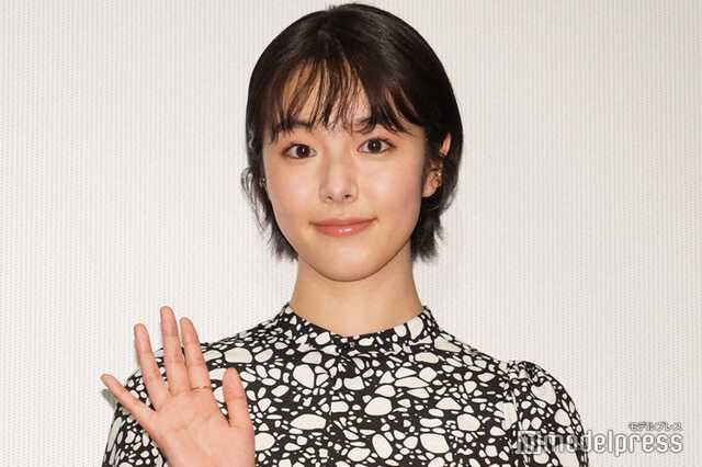 唐田えりか 数量限定 フォトパネル サイン入り 唐田えりか 数量限定 フォトパネル サイン入り - メルカリ