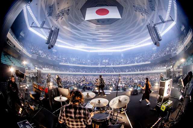 SS501: LIVE at 武道館 SUPER EIGHT初の日本武道館ライブで見せたバンド魂、1万4000人が“U字の
