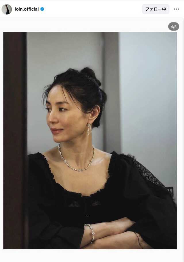 井川遥、圧巻のブラックロングドレス姿に「大人の魅力溢れてます