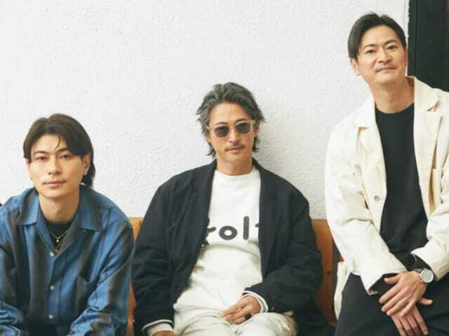 俳優の窪塚洋介さんは4月23日、自身のInstagramを更新。“3兄弟”ショットを公開し、反響を呼んでいます。（サムネイル画像出典：窪塚洋介さん公式Instagramより）