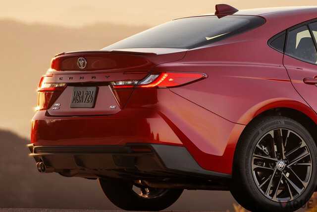 トヨタ「カムリ」（北米仕様）