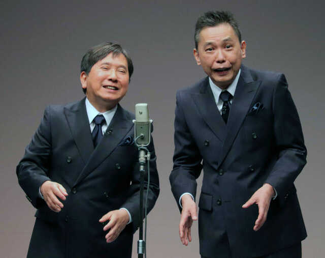 タイタンシネマライブに出演した爆笑問題の田中裕二（左）、太田光