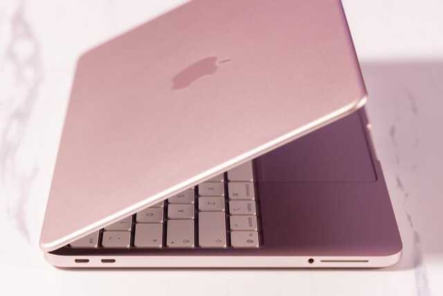 260312macbookneousreview01