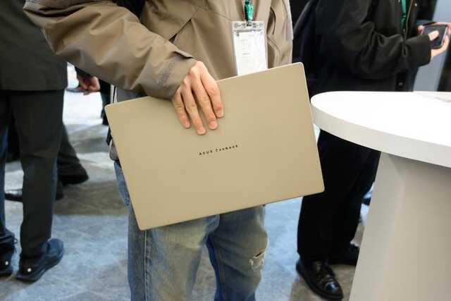 260225_008_NIKONZ50_2