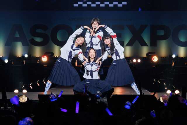 出演した新しい学校のリーダーズ(撮影・ヨシモリユウナ)