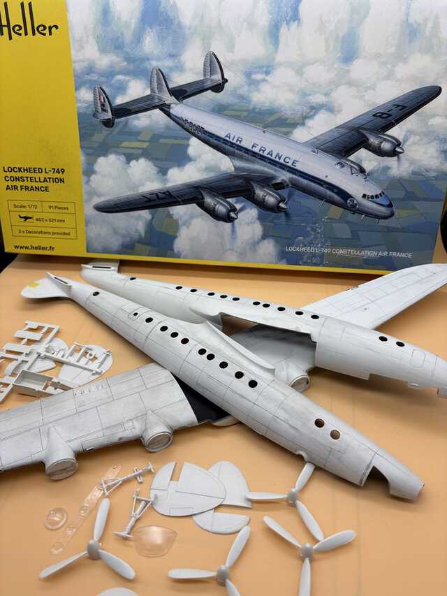 最も美しいと旅客機と呼ばれた「L-749」を製作【達人のプラモ術