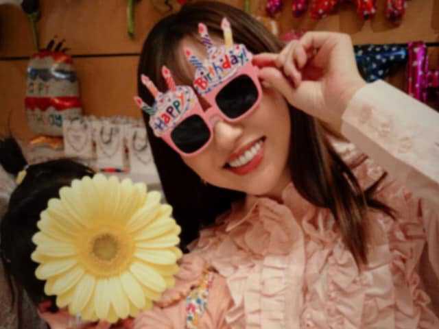 タレントの菊地亜美さんは4月28日、自身のInstagramを更新。“最近のプライベート”ショットを公開し、反響を呼んでいます。（サムネイル画像出典：菊地亜美さん公式Instagramより）
