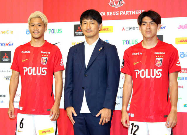 現浦和レッズSD堀之内聖選手実使用ユニフォーム 29番 PUMA 開幕2連敗・19位からの巻き返しへ…浦和に新加入の山根視来、瀬古樹