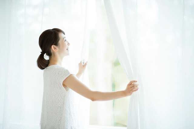 充実した暮らしをしたい気持ちとは裏腹に、なぜかダラダラと過ごしてしまい、時間ばかりが過ぎてしまうことがあります。「充実した1日」を過ごすためには朝の習慣に気をつけてみてください。