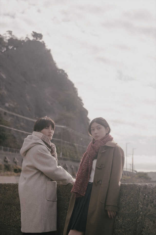 映画『17歳のプルーフ』より（左から）港（B＆ZAI稲葉通陽）、璃呼（美絽）