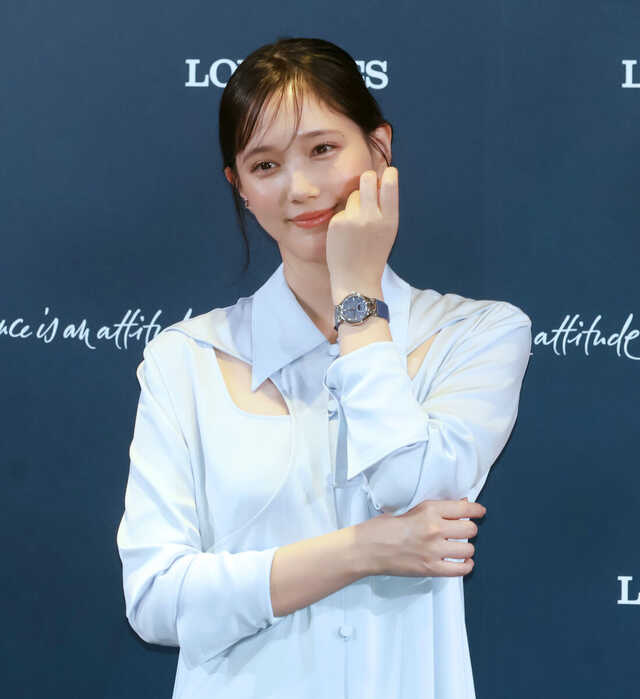 LIFULL HOME'S】当選品！本田翼さんボイス目覚まし時計 本田翼さん