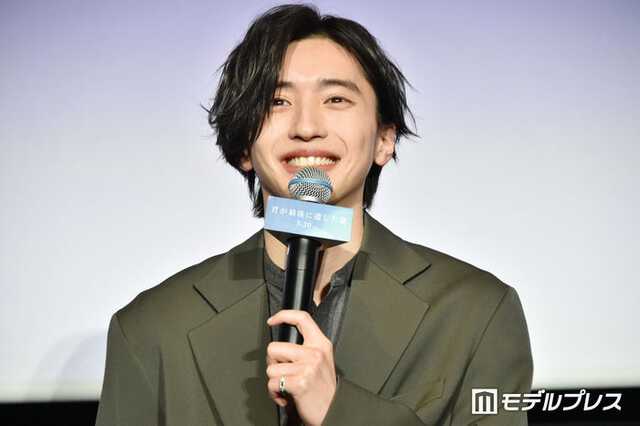 全部エゴサーチすることを宣言した道枝駿佑(C)モデルプレス