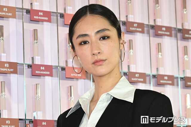 「YSL LOVENUDE HOTEL TOKYO SECRET CHECK-IN」に登場したシシド・カフカ（C）モデルプレス