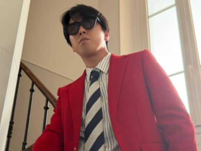 Snow Manの宮舘涼太さんは5月21日、自身のInstagramを更新。スタイリッシュなコーディネートを披露しました。(サムネイル画像出典:宮舘涼太さん公式Instagramより)