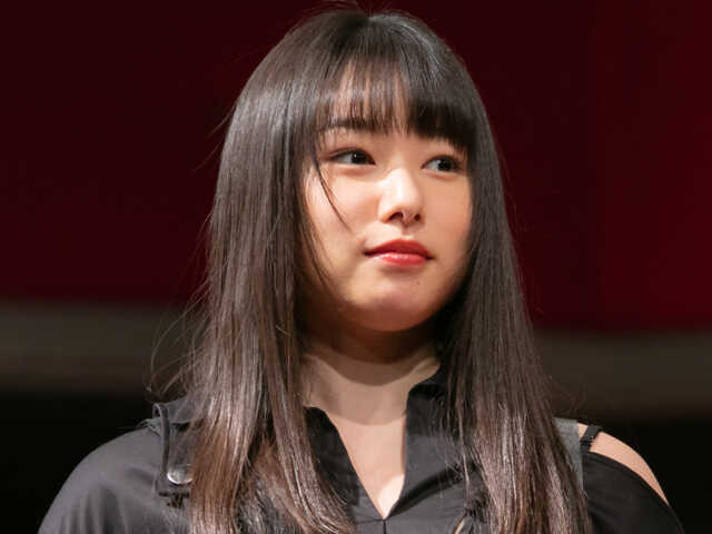 桜井日奈子(2020年撮影) 桜井日奈子(2020年撮影)