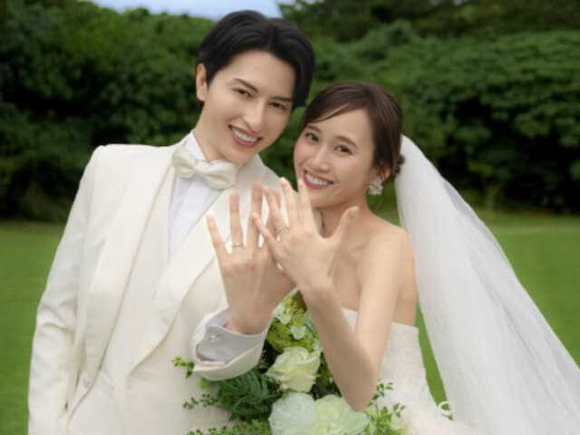 カップルYouTuber・キムイオハウスの公式Xアカウントは3月29日、投稿を更新。結婚したことを報告し、ウエディングフォトを公開しました。（サムネイル画像出典：キムイオハウス公式Xより）